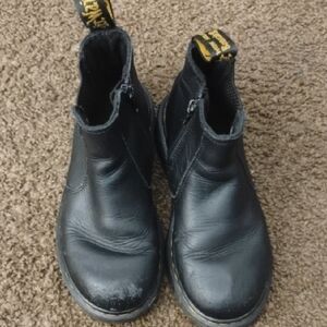 Kids Black Leather Boots Dr. Martens